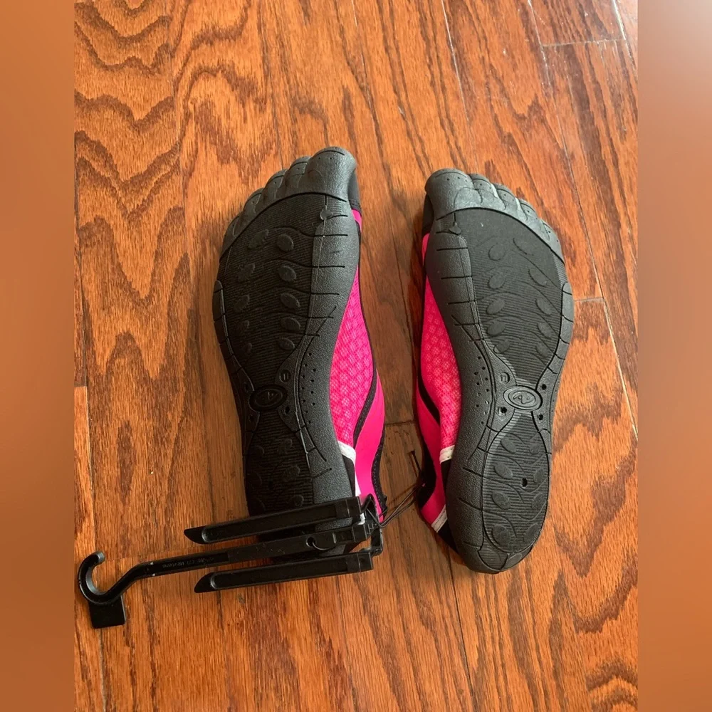 Athletic Works Women's Water Shoes Pink :Size 11 NWT